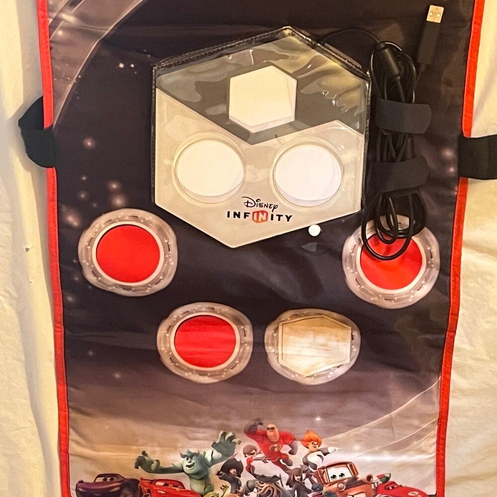 Disney Infinity Portal Base No. Inf-8032385 And Carrying Case Bag